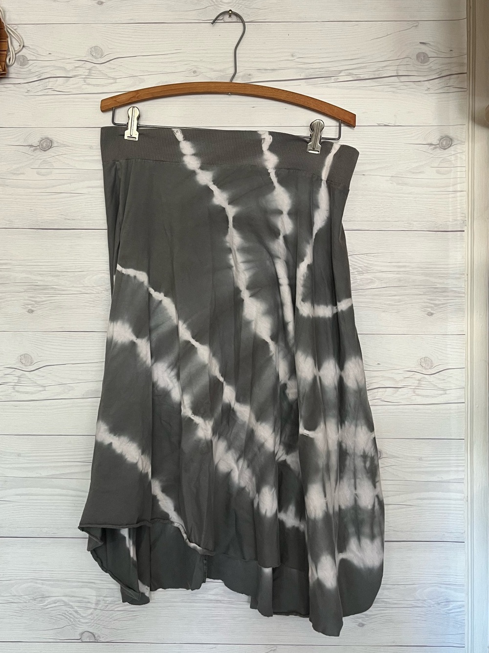Tie Dye Midi Skirt 100% Cotton Elastic Waist Asymmetrical Size Large